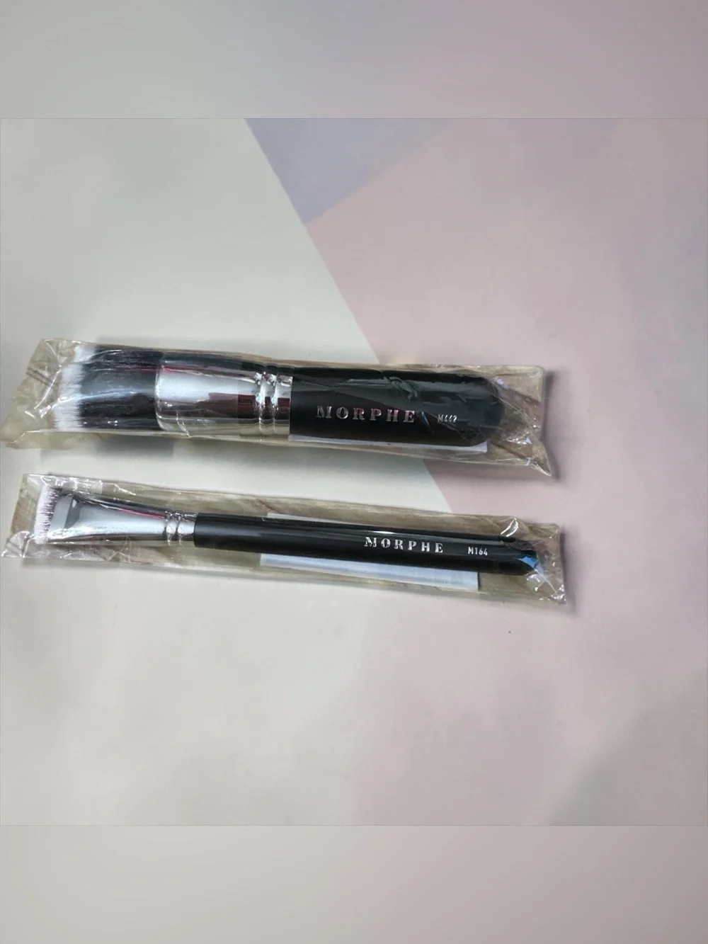 Morphe Black Face & Eye Brush Duo buffer brush and contour brush m442 m164